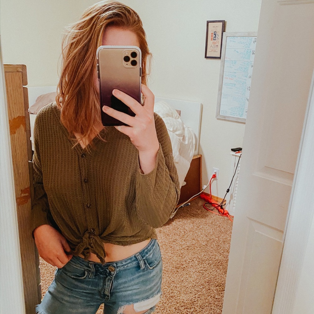 Army green button up long sleeve